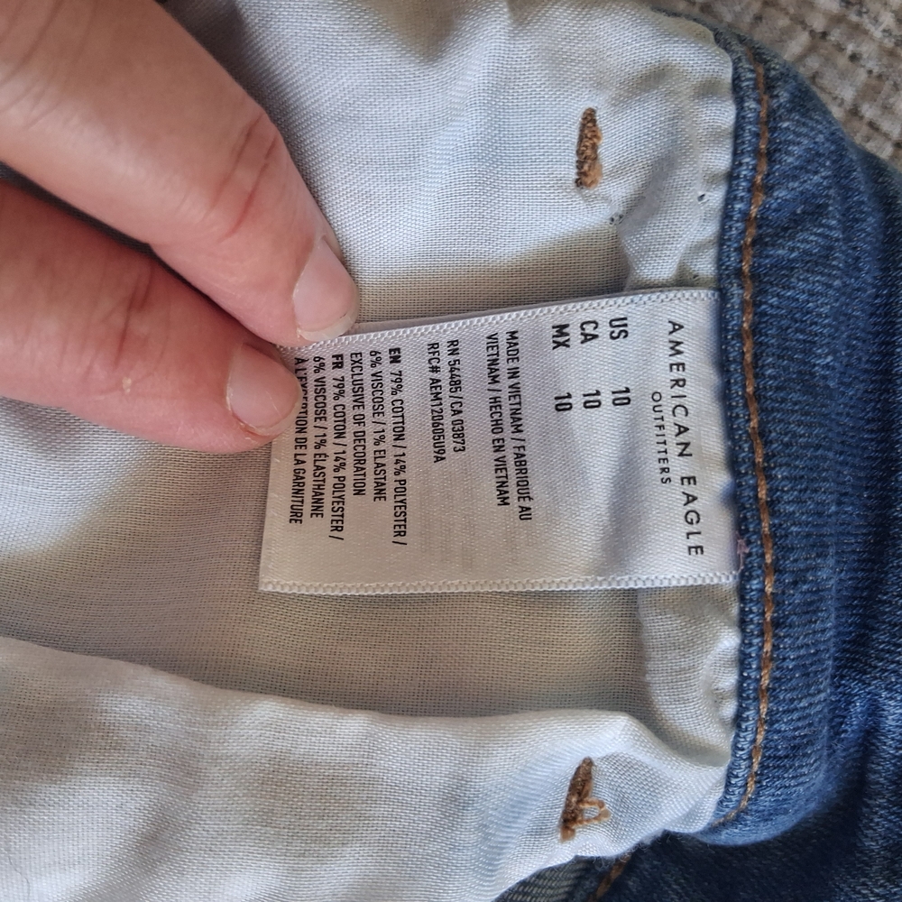 American Eagle Light Blue Denim Jeans